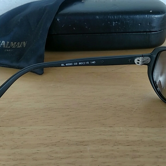 Balmain Sunglasses for Men - Picture 2 of 8